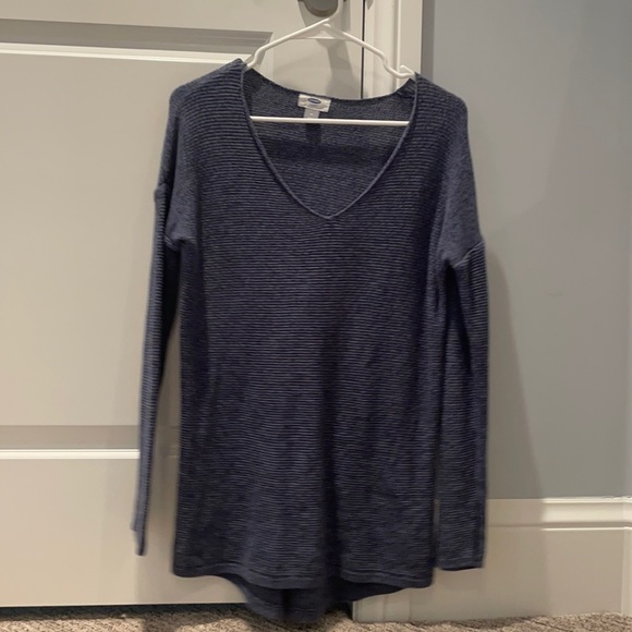Old Navy comfy sweater-type shirt - Picture 1 of 2